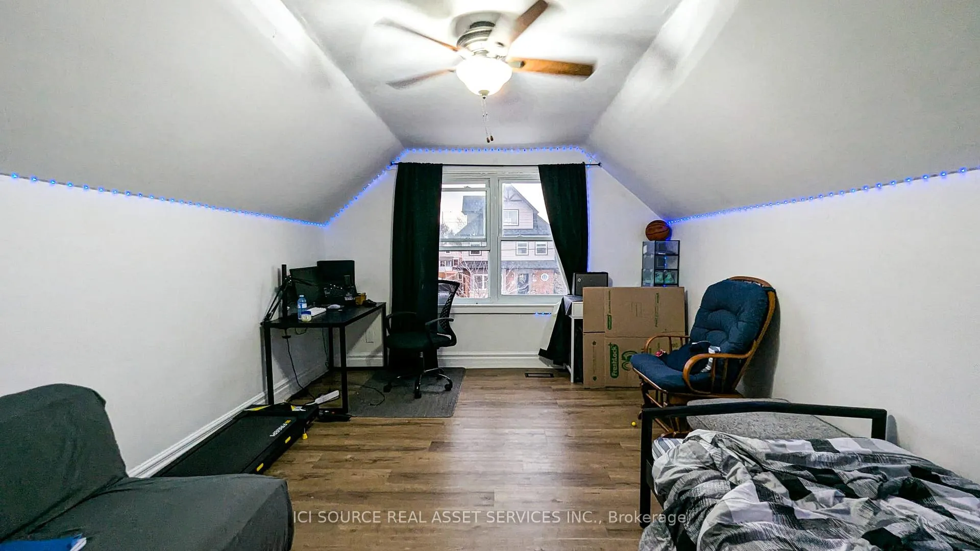 Photo 10 of Unit 1, 249 East 18th Street, Hamilton, Inch Park — HOMEH