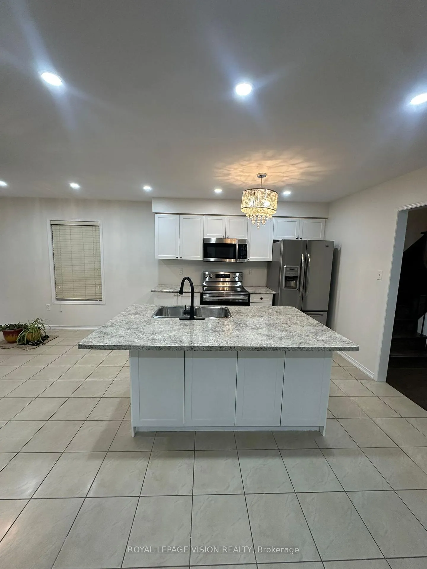 Photo 7 of 1930 Hunking Drive, Oshawa, Taunton — HOMEH