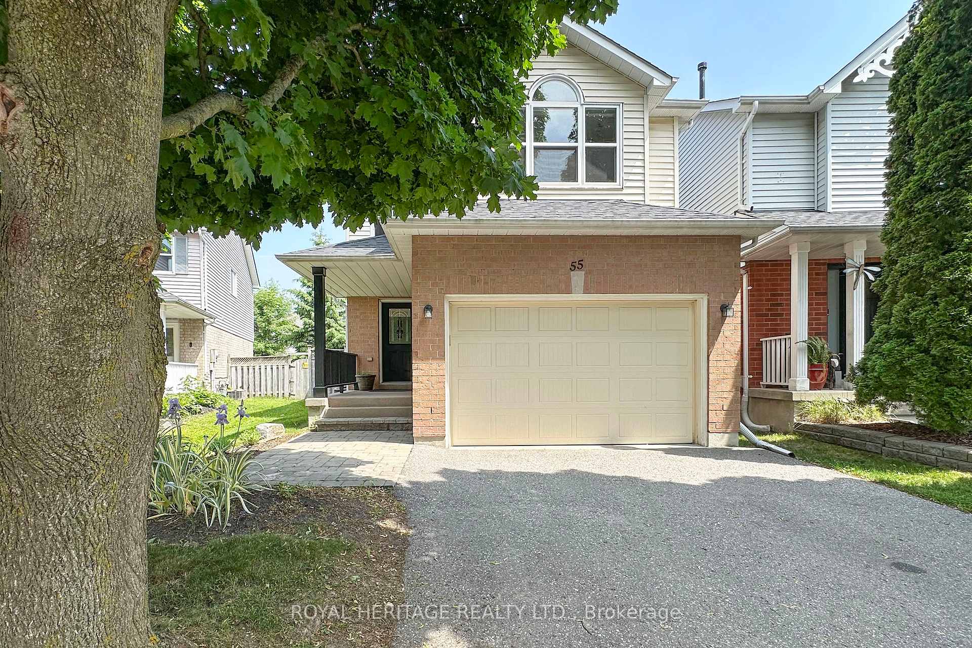 Photo 2 of 55 Hearthstone Crescent, Clarington, Courtice — HOMEH