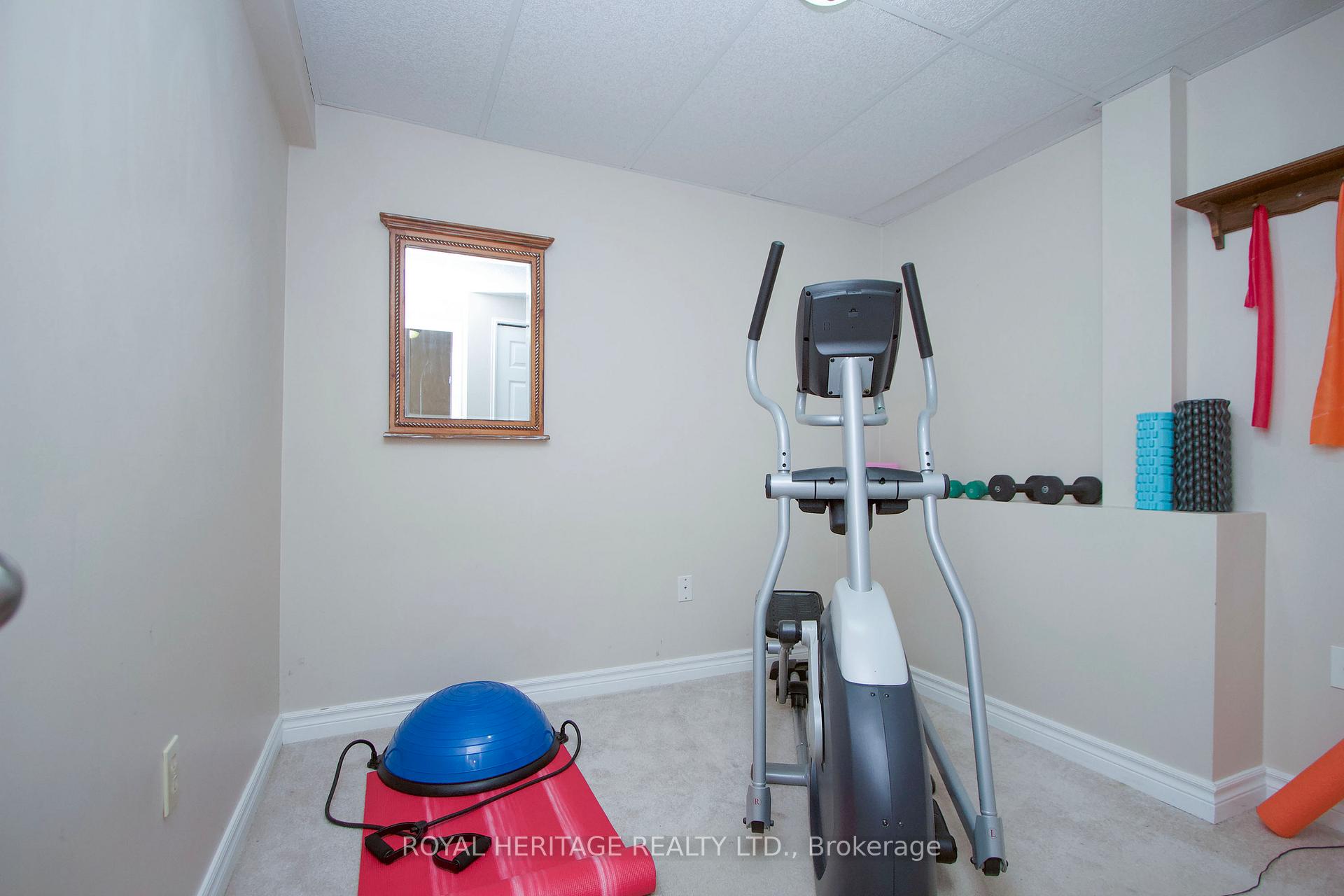 Photo 25 of 55 Hearthstone Crescent, Clarington, Courtice — HOMEH