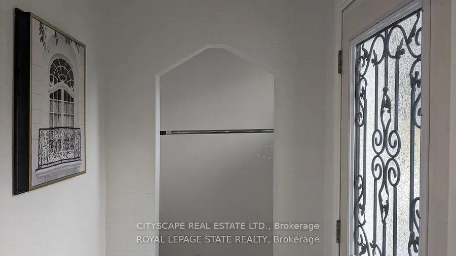 Photo 7 of Unit Upper, 228 Bell Avenue, Hamilton, Bartonville — HOMEH