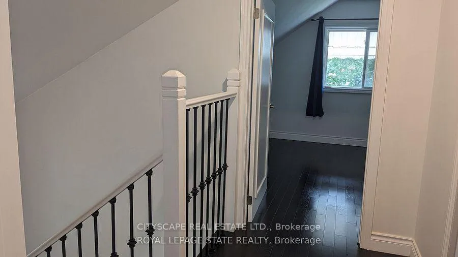 Photo 13 of Unit Upper, 228 Bell Avenue, Hamilton, Bartonville — HOMEH