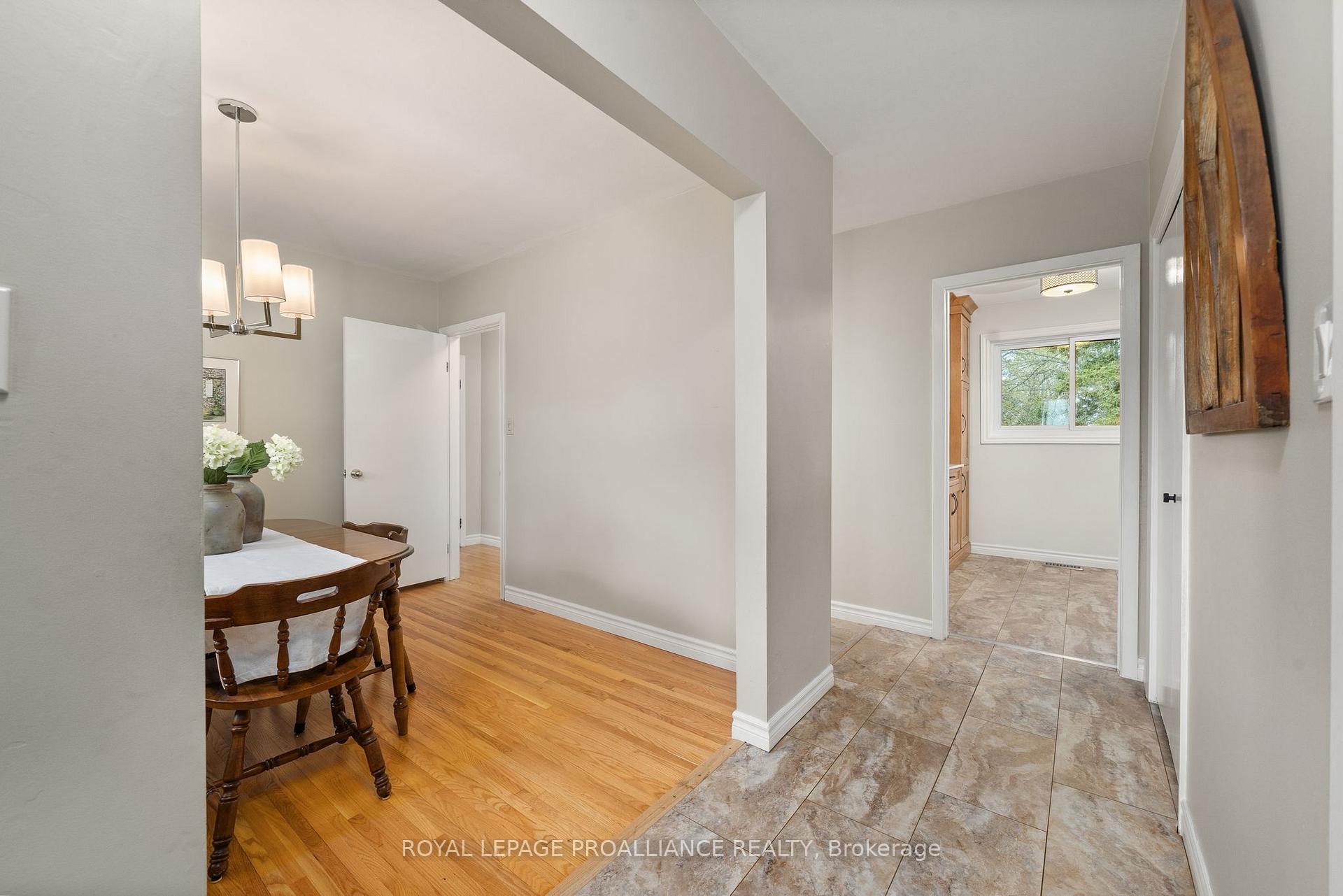 Photo 5 of 11 Adrian Street, Belleville, Belleville Ward — HOMEH
