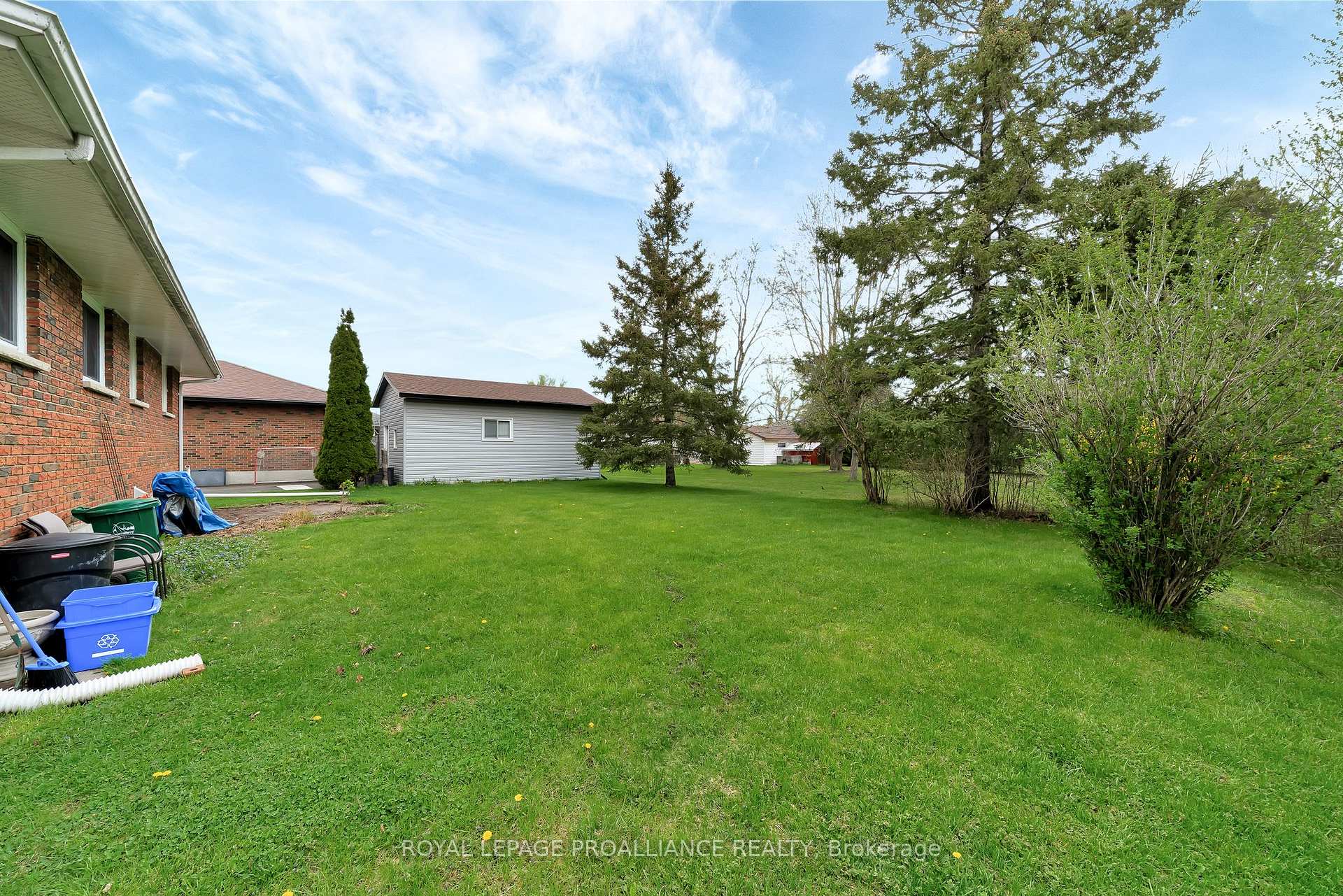 Photo 30 of 11 Adrian Street, Belleville, Belleville Ward — HOMEH
