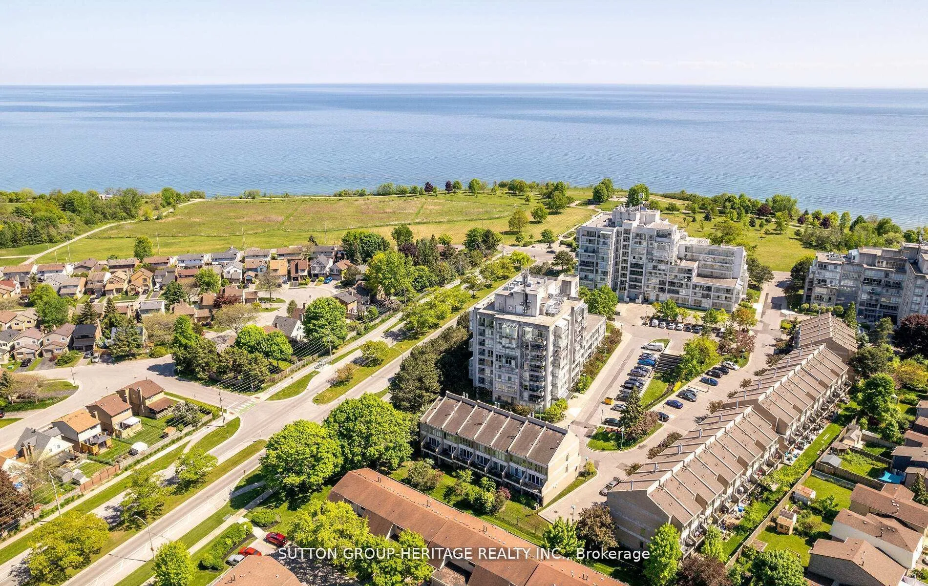 Photo 28 of 2 Cumberland Lane, Ajax, South West — HOMEH