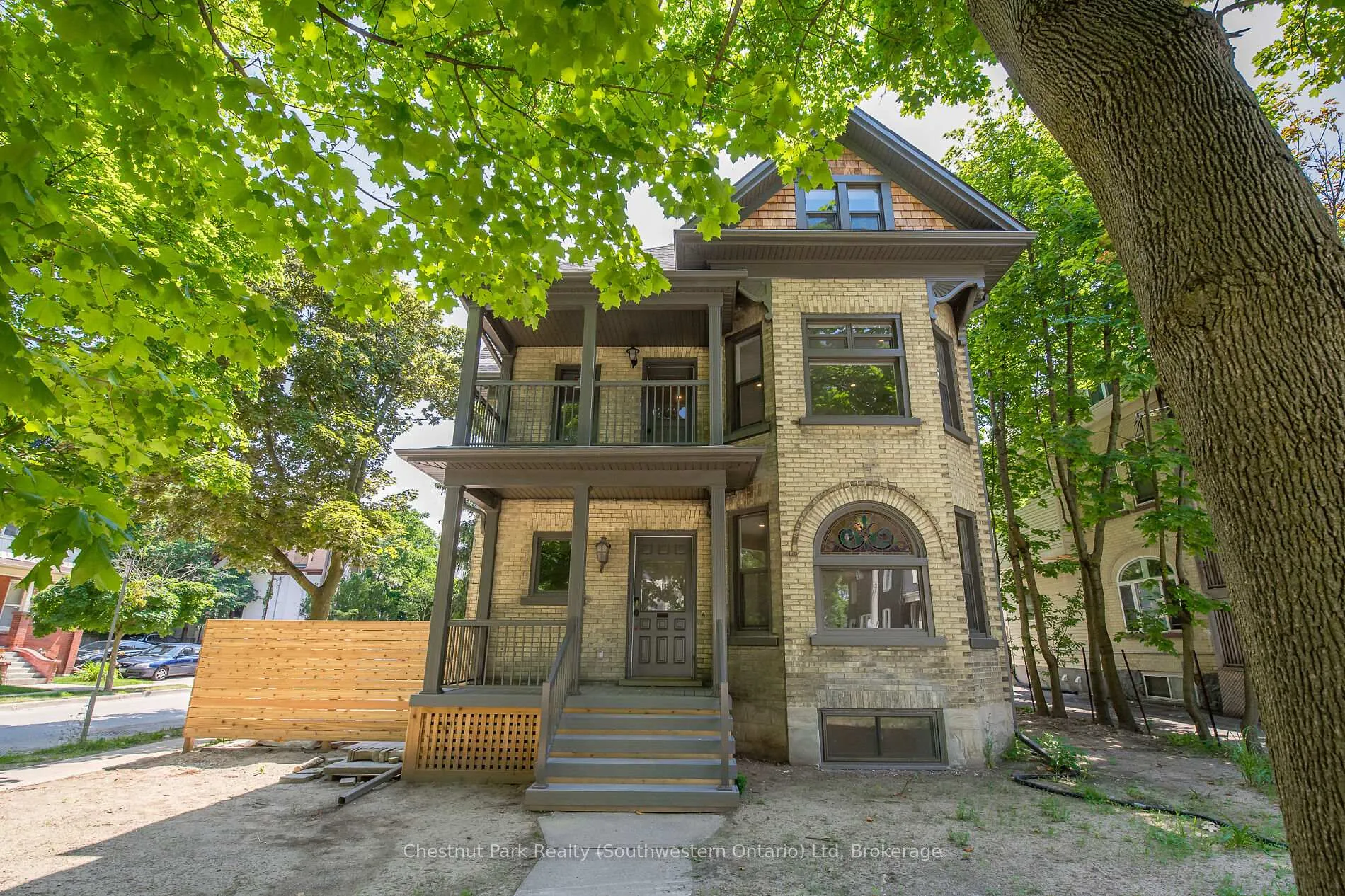 Photo 2 of Unit 3, 113 Young Street, Kitchener — HOMEH