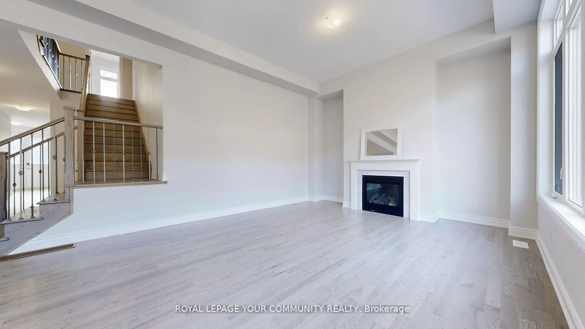 Photo 9 of 158 Harvey Bunker Crescent, Markham, Angus Glen — HOMEH