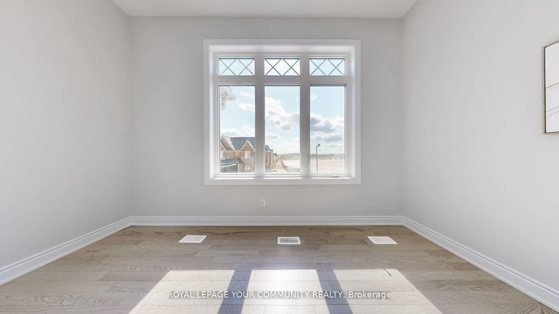 Photo 43 of 158 Harvey Bunker Crescent, Markham, Angus Glen — HOMEH