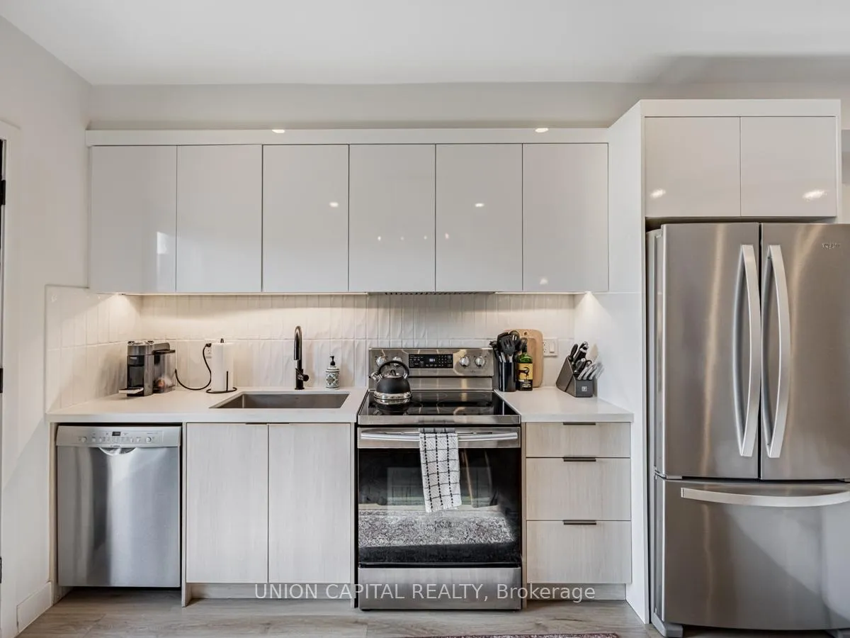 Photo 4 of Unit 3, 156 Dovercourt Road, Toronto, Little Portugal — HOMEH
