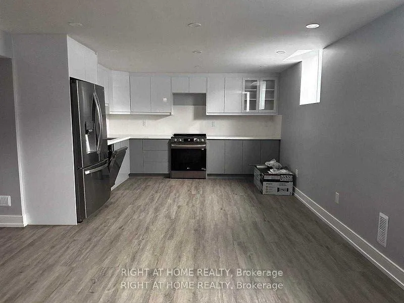 Photo 11 of 947 Wickham Road, Innisfil, Alcona — HOMEH