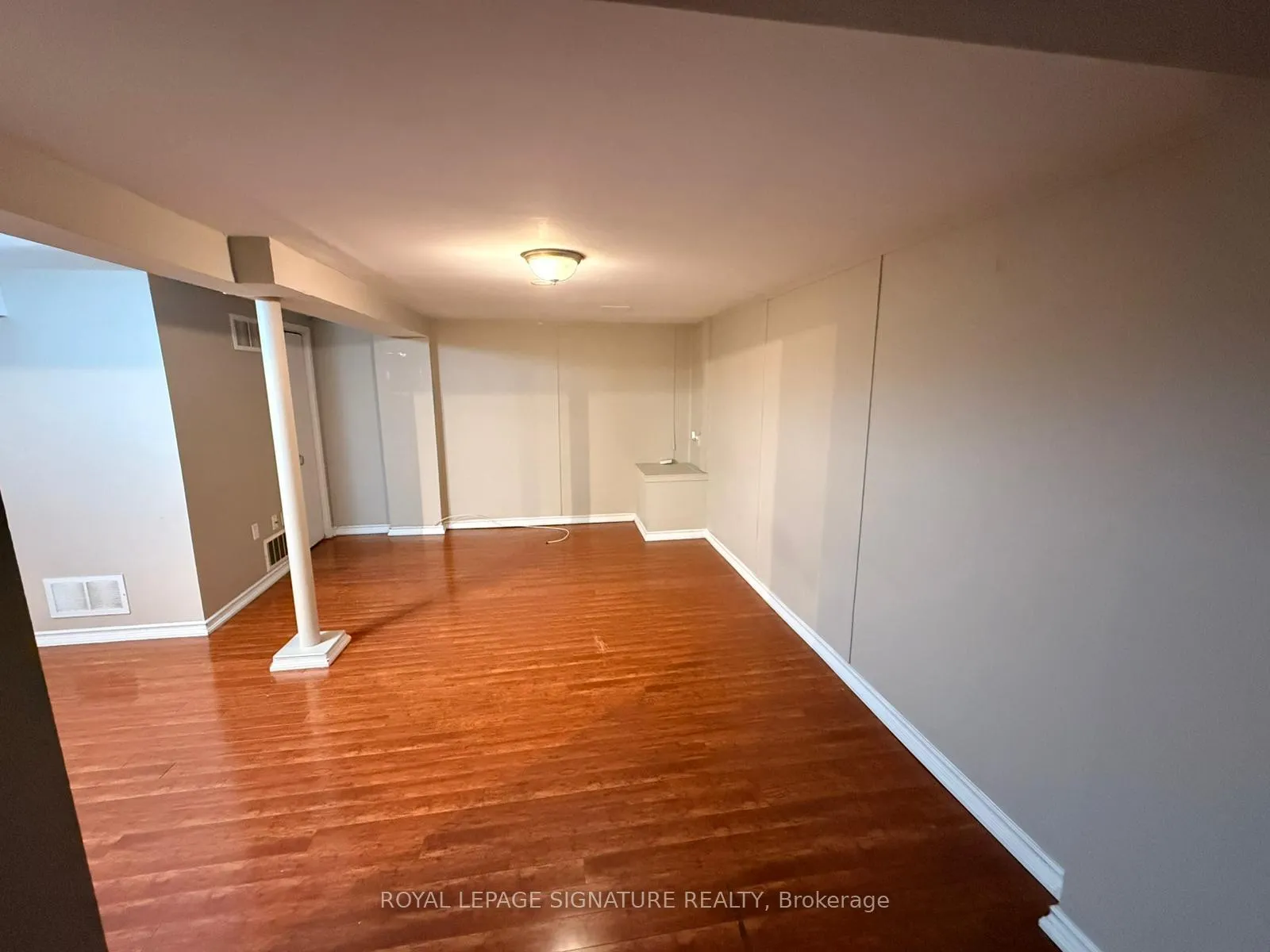 Photo 4 of 54 Tulloch Drive, Ajax, South East — HOMEH