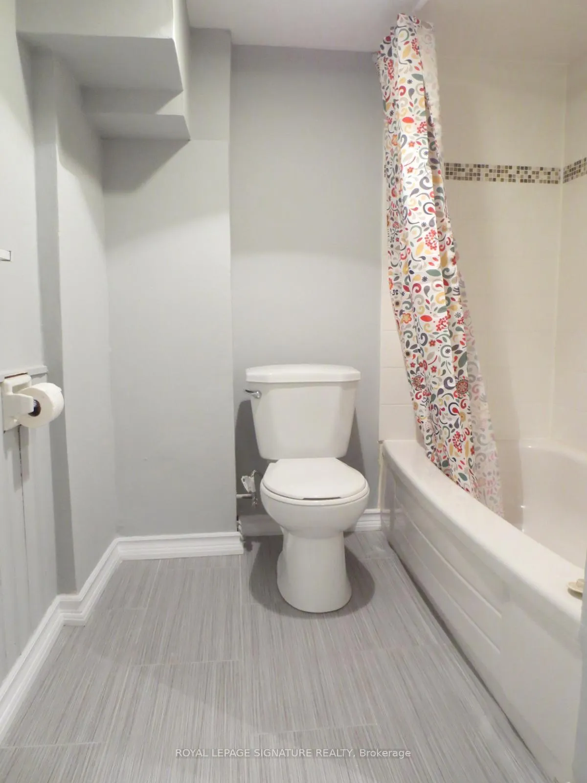 Photo 17 of 54 Tulloch Drive, Ajax, South East — HOMEH