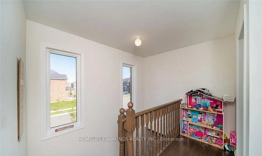 Photo 10 of 24 Bruton Street, Thorold, Thorold Downtown — HOMEH