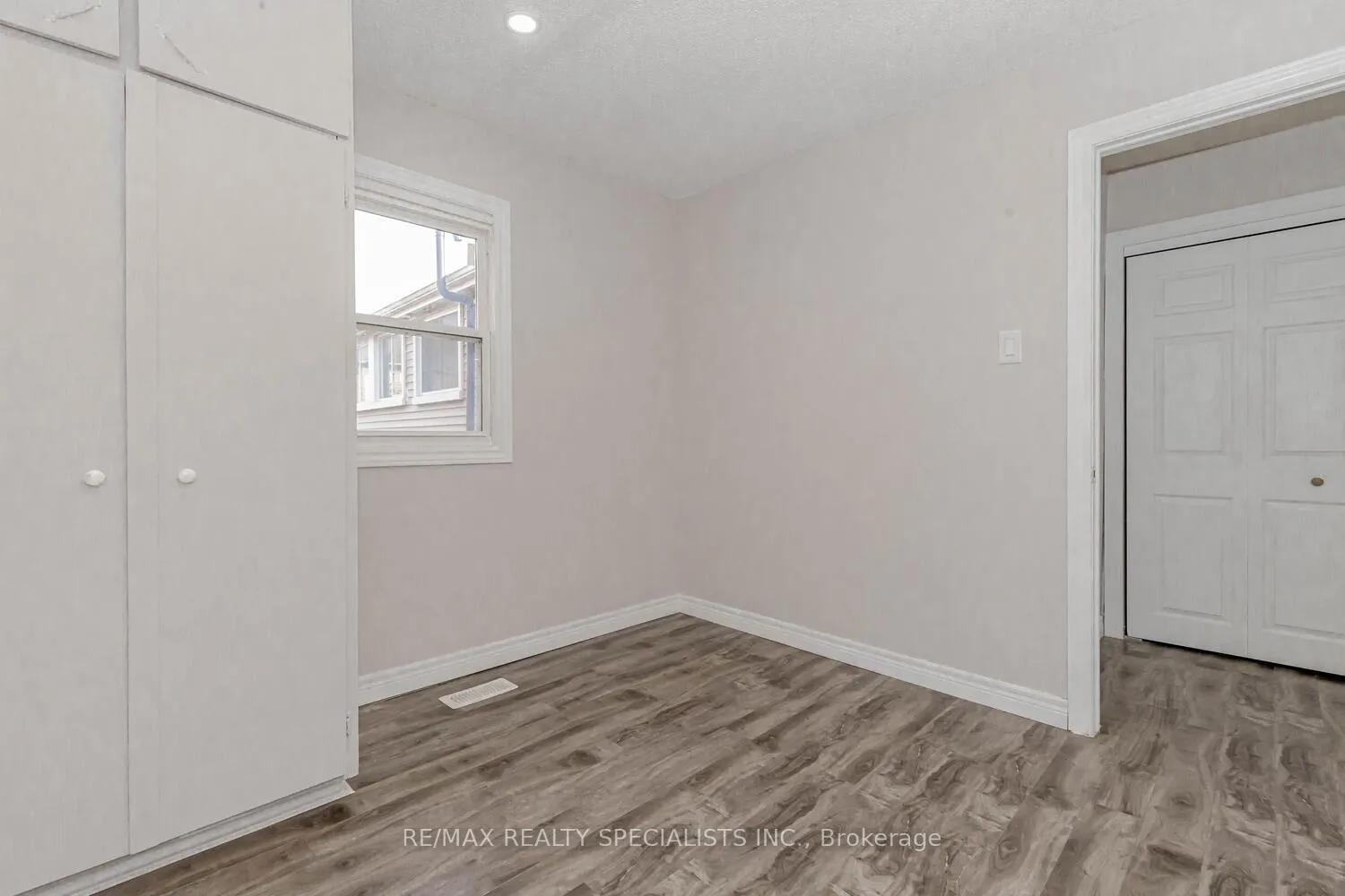 Photo 29 of 206 Green Road, Hamilton, Stoney Creek — HOMEH