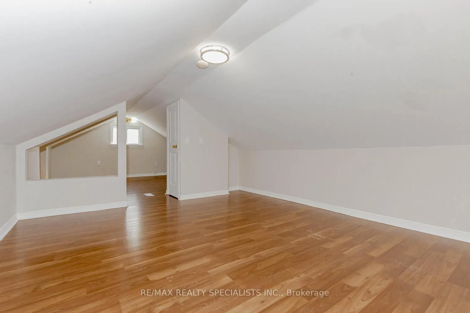 Photo 30 of 206 Green Road, Hamilton, Stoney Creek — HOMEH