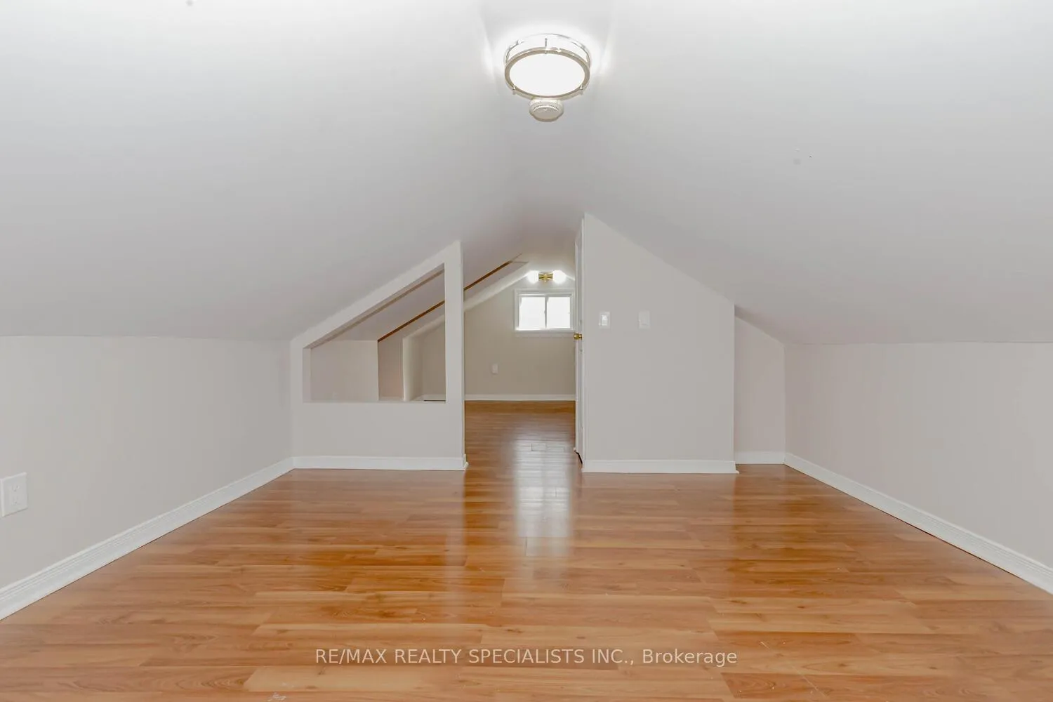 Photo 31 of 206 Green Road, Hamilton, Stoney Creek — HOMEH