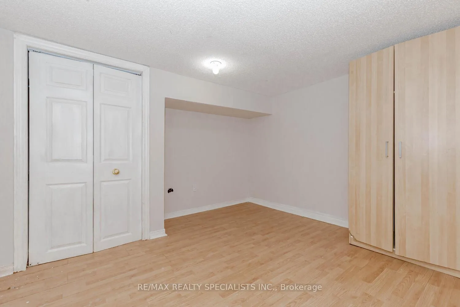 Photo 33 of 206 Green Road, Hamilton, Stoney Creek — HOMEH