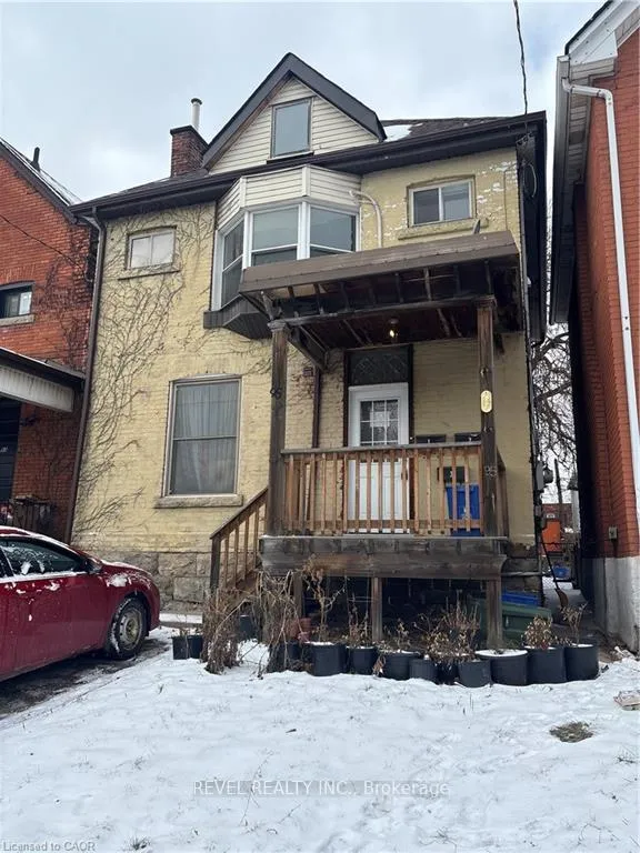 Front of 95 Sanford Avenue N