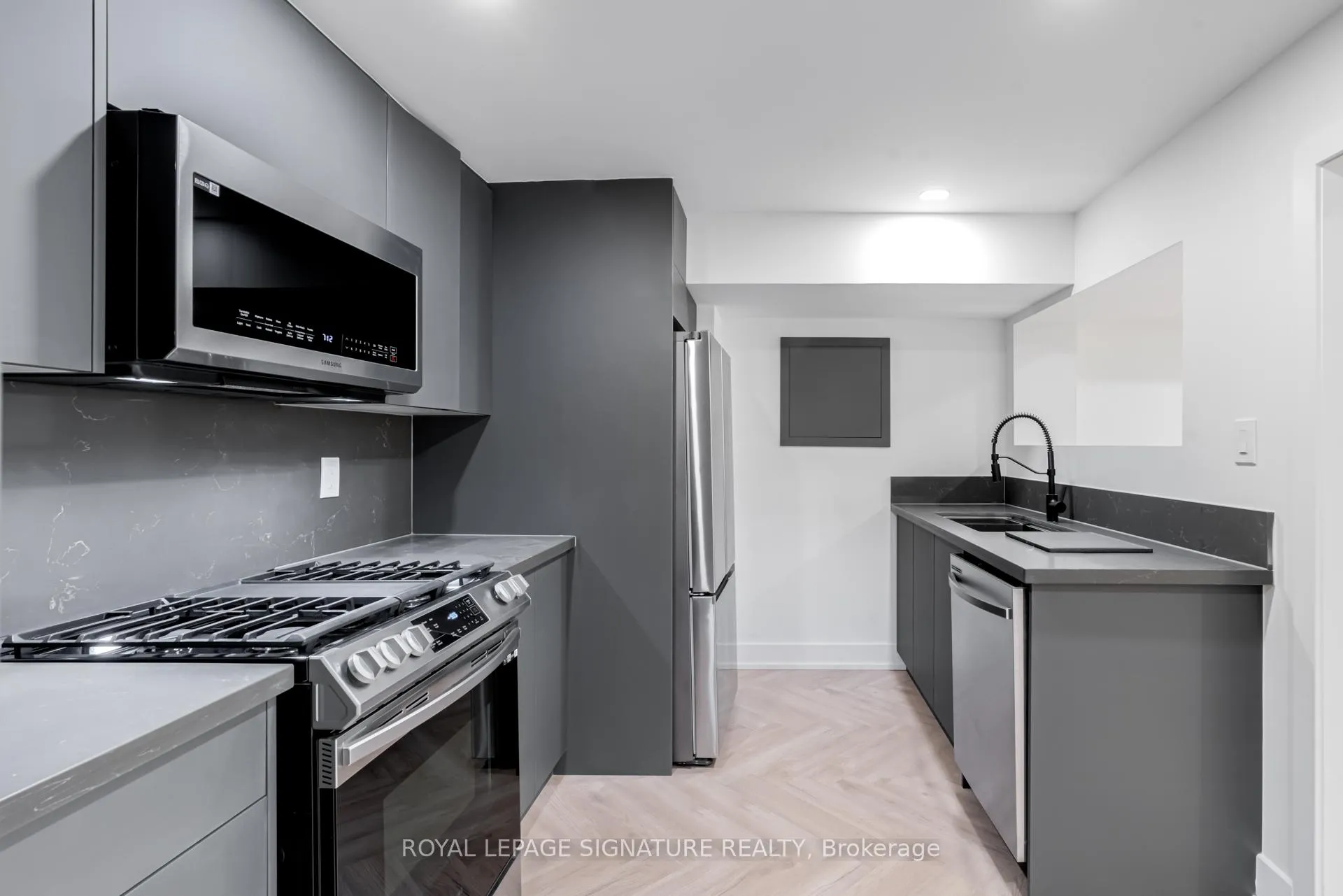 Photo 10 of Unit 4, 861 O'connor Drive, Toronto, O'Connor-Parkview — HOMEH