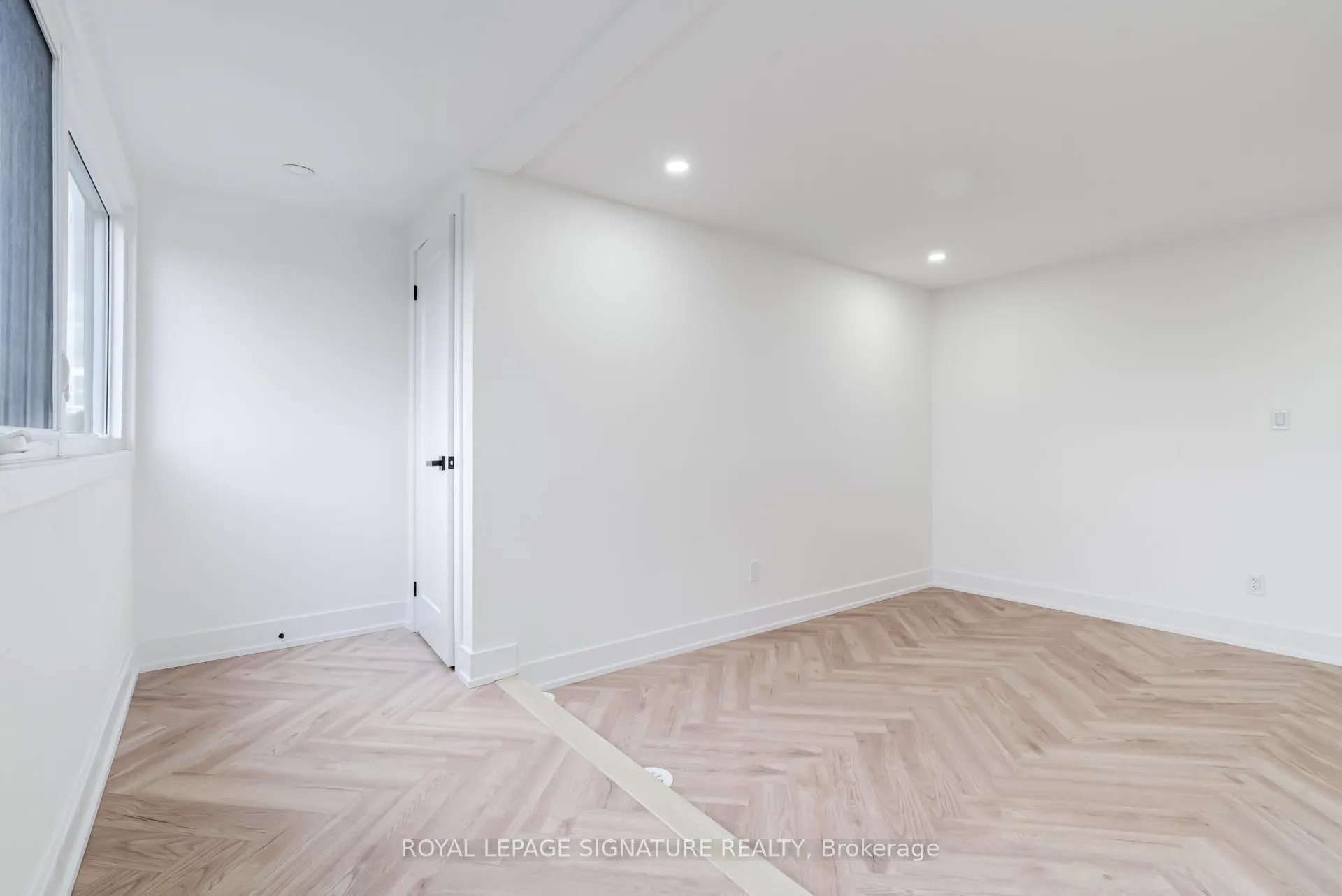 Photo 17 of Unit 4, 861 O'connor Drive, Toronto, O'Connor-Parkview — HOMEH