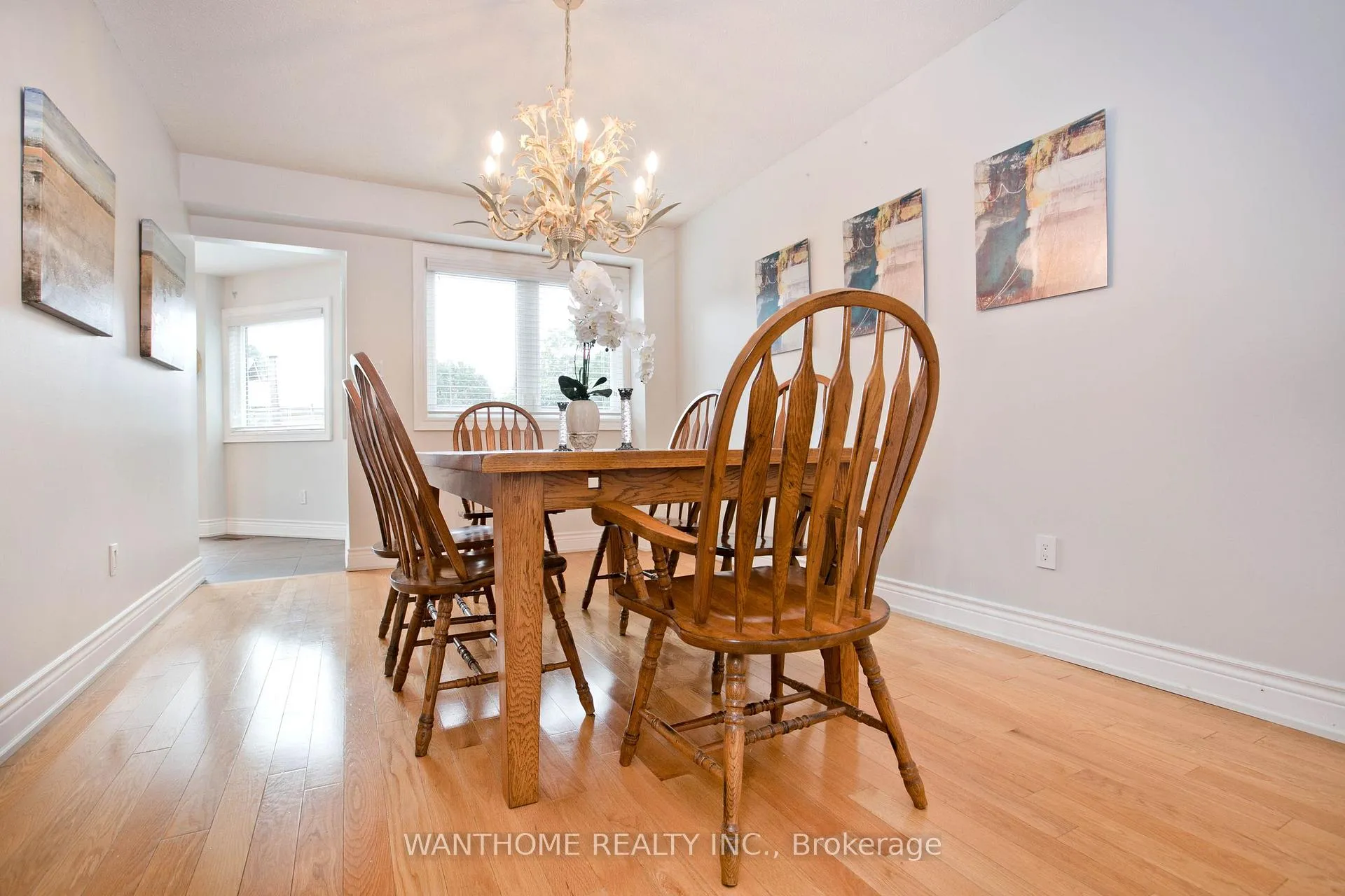 Photo 7 of 238 Larkin Avenue, Markham, Markham Village — HOMEH