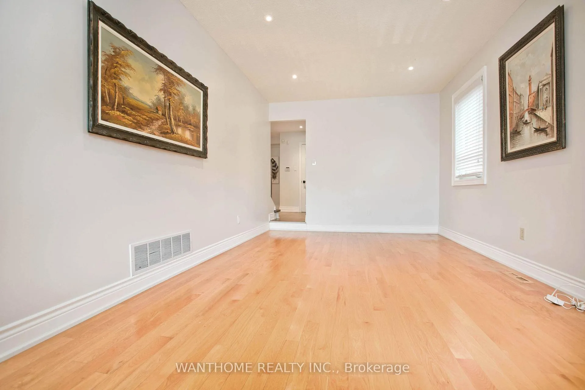 Photo 9 of 238 Larkin Avenue, Markham, Markham Village — HOMEH