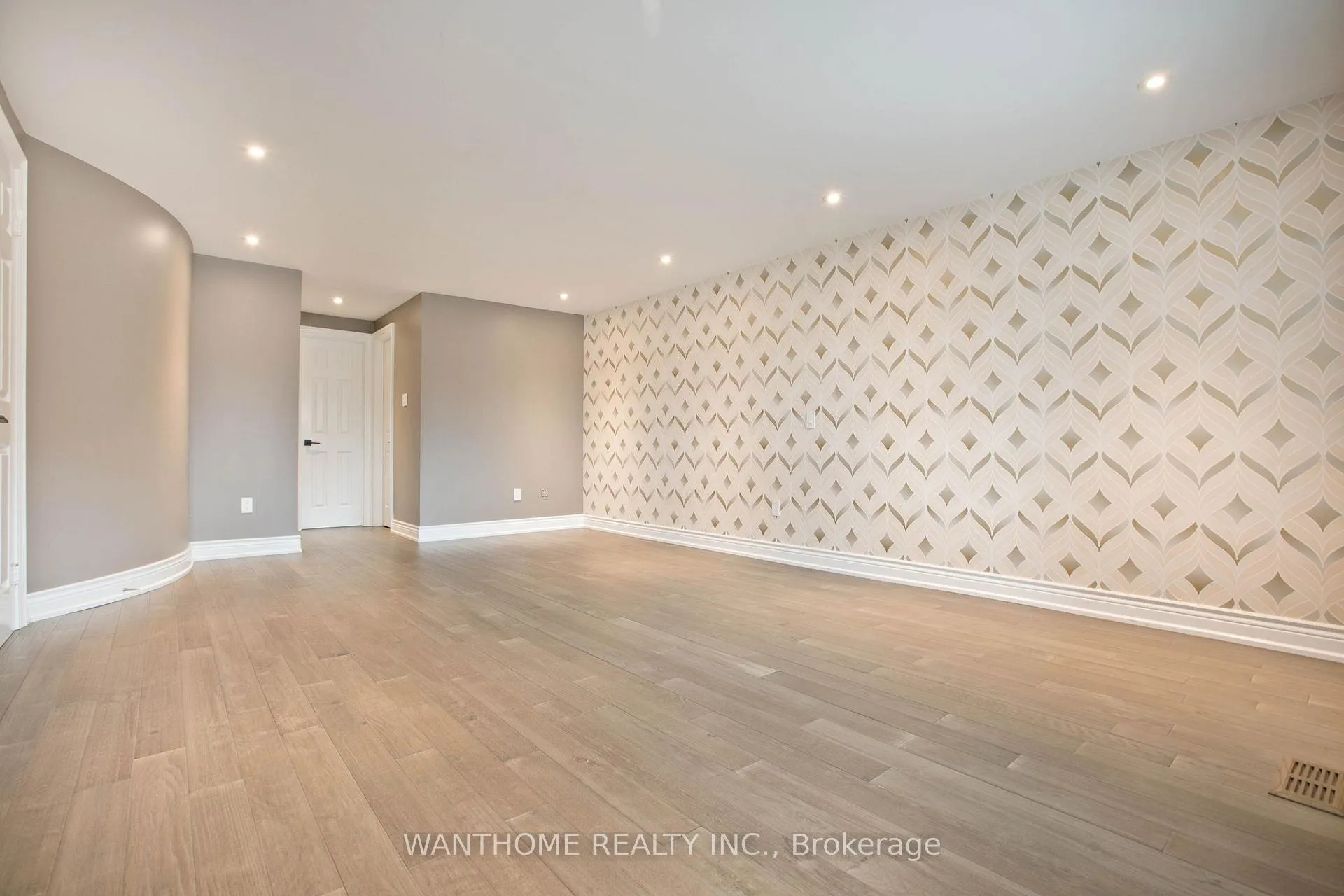 Photo 23 of 238 Larkin Avenue, Markham, Markham Village — HOMEH