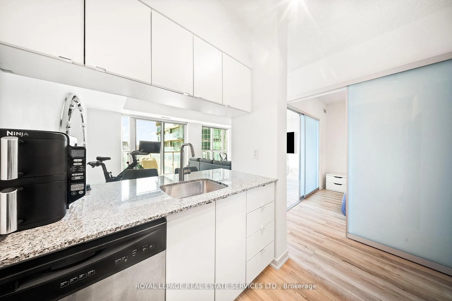 Photo 6 of Unit 708, 69 Lynn Williams Street, Toronto, Niagara — HOMEH
