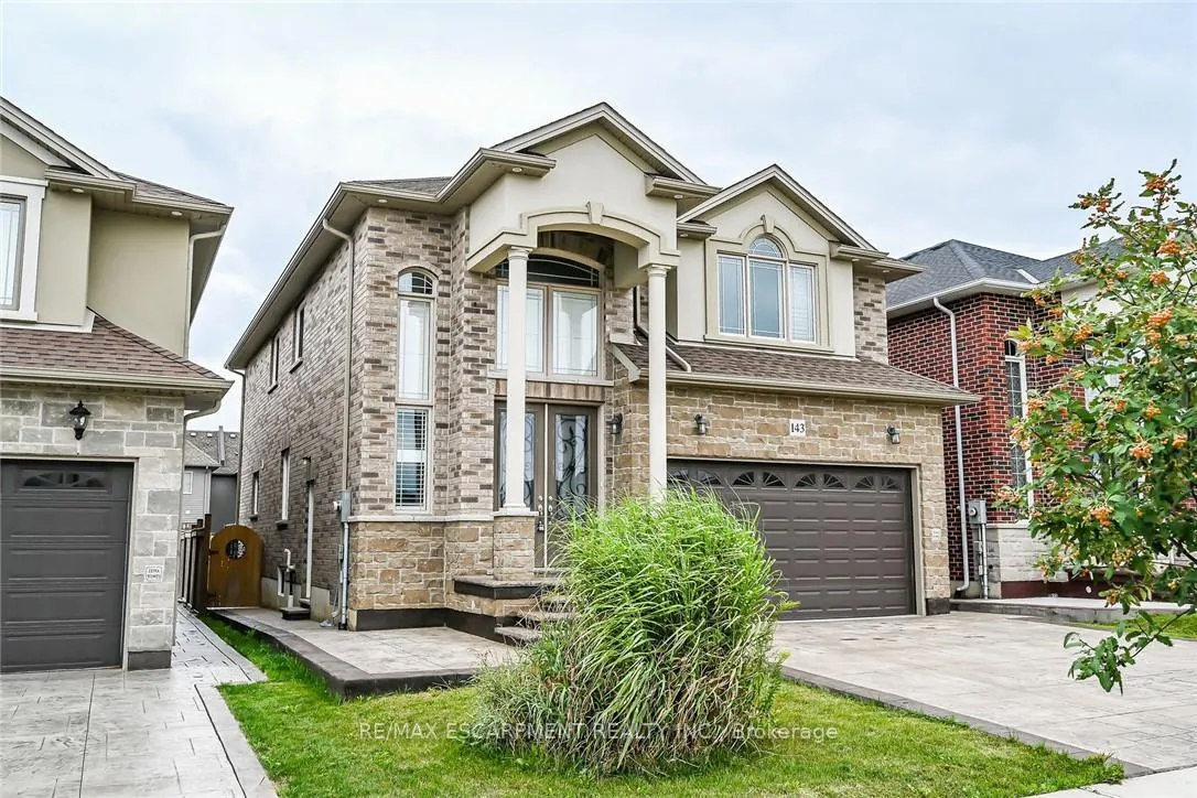 Photo 2 of 143 Davinci Boulevard, Hamilton, Carpenter — HOMEH