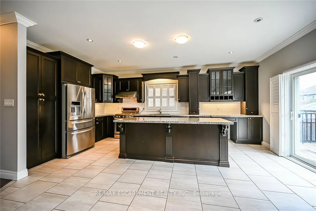 Photo 4 of 143 Davinci Boulevard, Hamilton, Carpenter — HOMEH