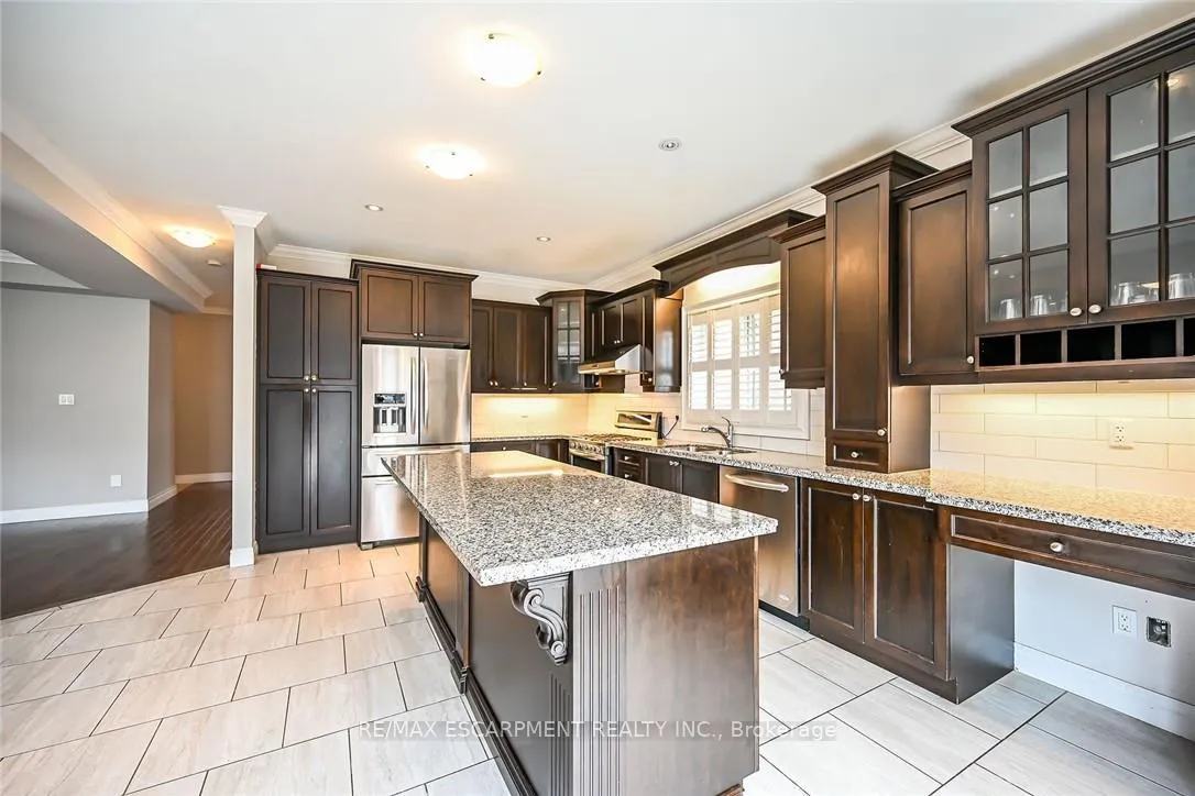 Photo 5 of 143 Davinci Boulevard, Hamilton, Carpenter — HOMEH
