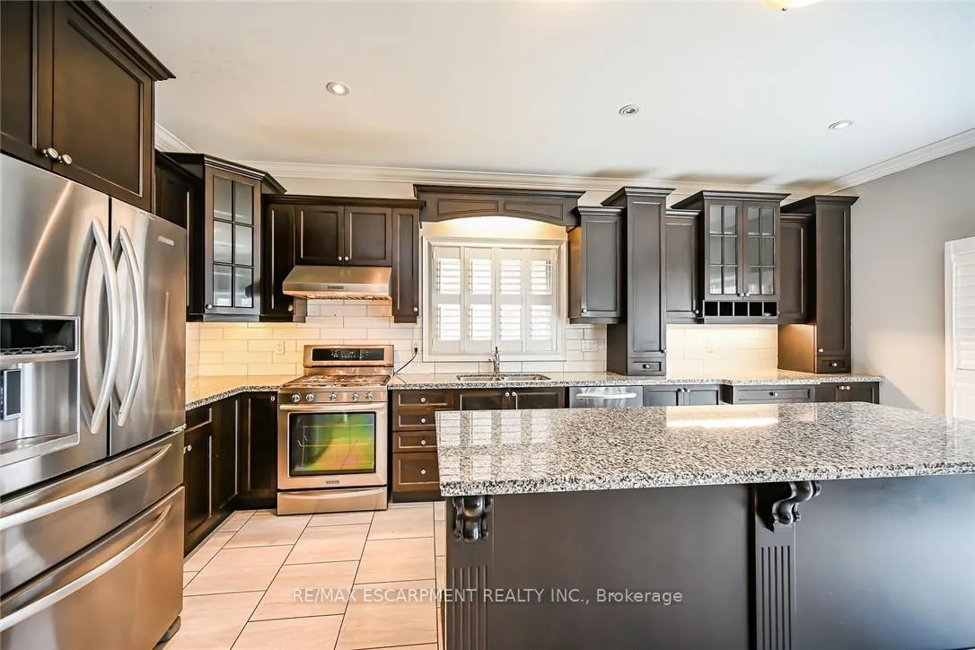 Photo 7 of 143 Davinci Boulevard, Hamilton, Carpenter — HOMEH