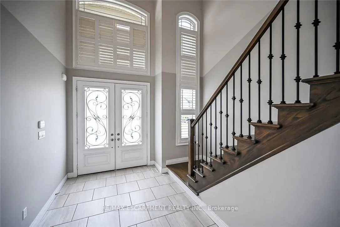 Photo 24 of 143 Davinci Boulevard, Hamilton, Carpenter — HOMEH