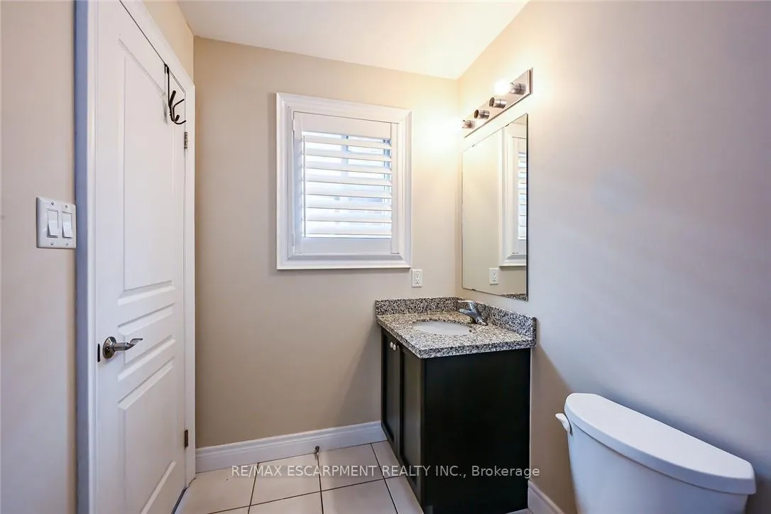Photo 31 of 143 Davinci Boulevard, Hamilton, Carpenter — HOMEH