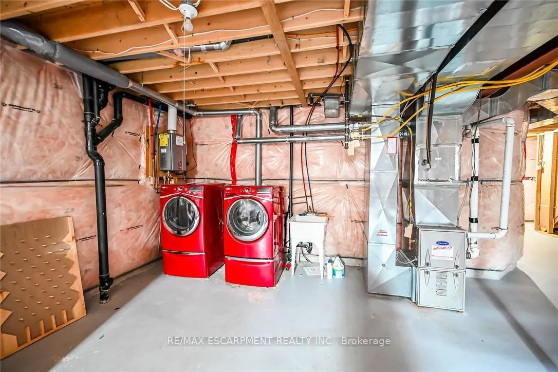 Photo 37 of 143 Davinci Boulevard, Hamilton, Carpenter — HOMEH