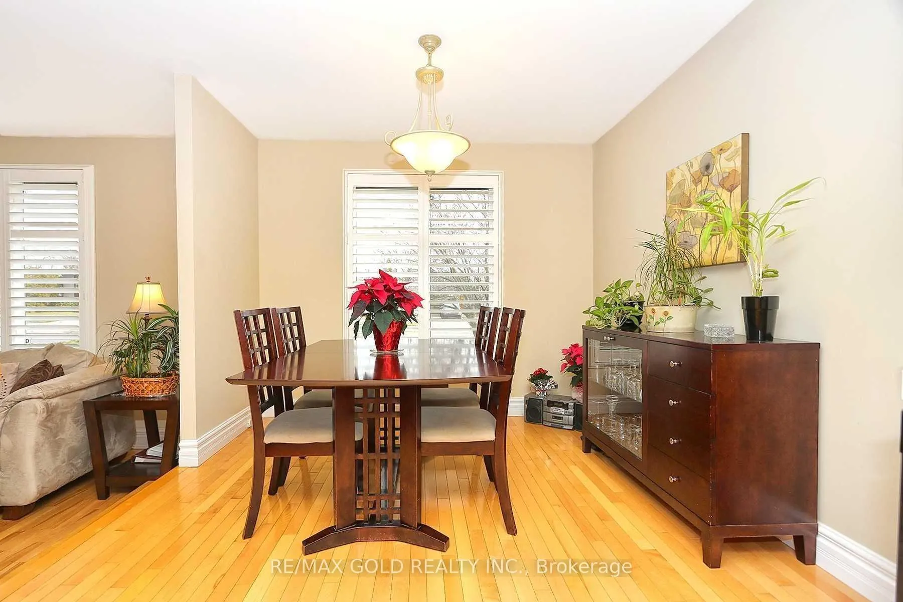 Photo 13 of 214 Athabasca Street, Oshawa, Donevan — HOMEH