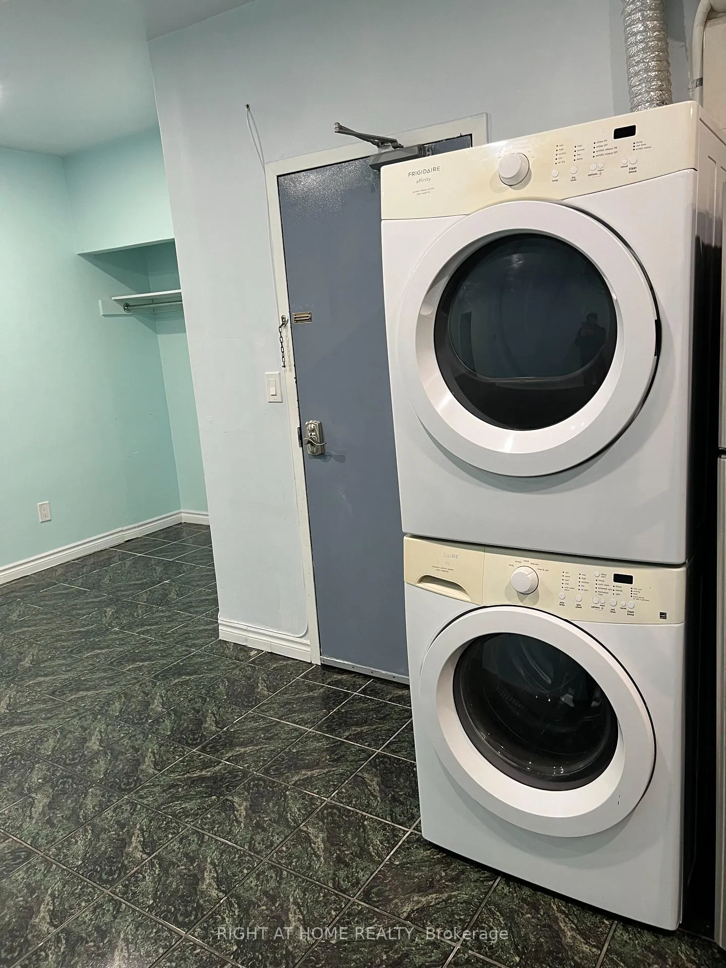 Photo 2 of Unit Unit 1, 611 Gerrard Street E, Toronto, South Riverdale — HOMEH