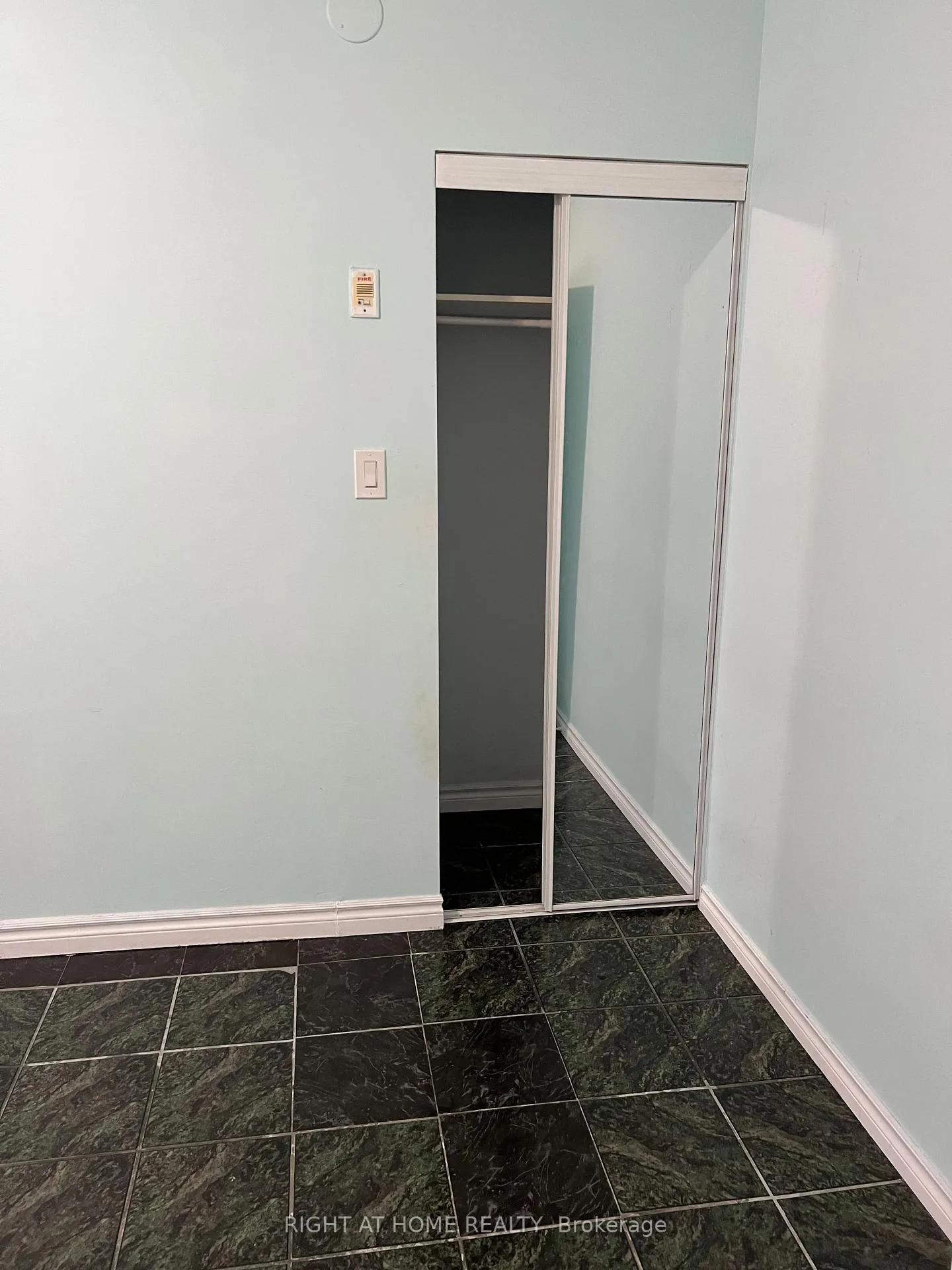Photo 10 of Unit Unit 1, 611 Gerrard Street E, Toronto, South Riverdale — HOMEH