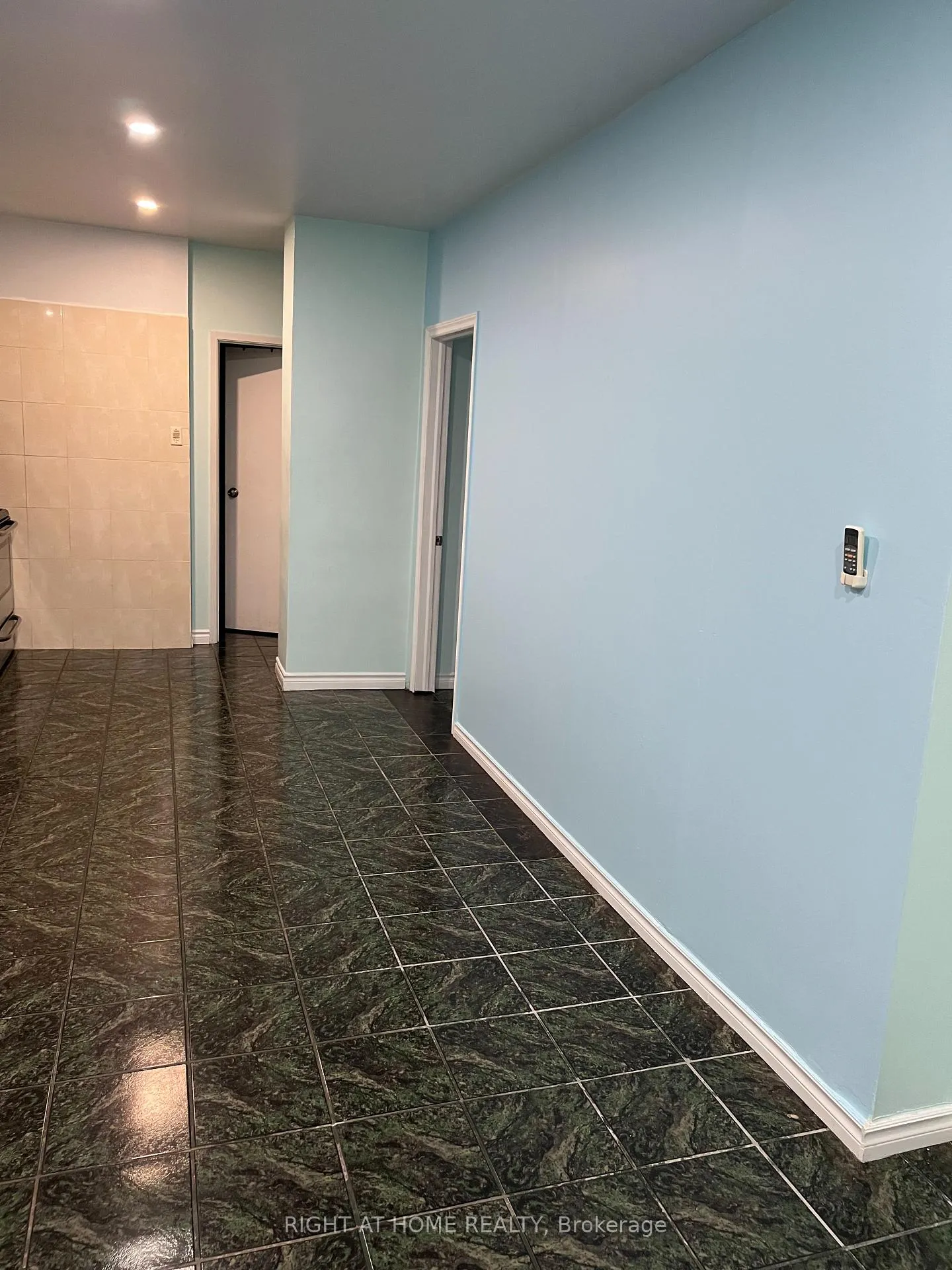 Photo 12 of Unit Unit 1, 611 Gerrard Street E, Toronto, South Riverdale — HOMEH