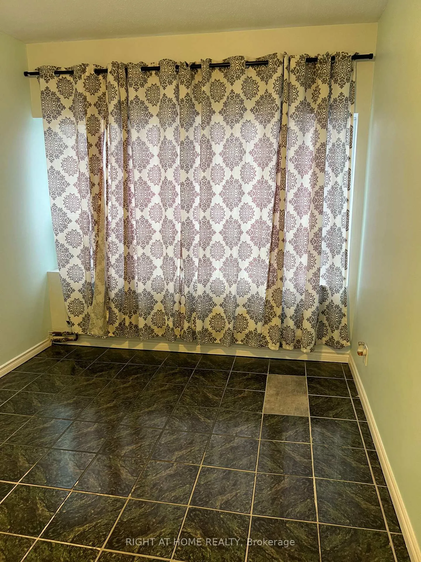 Photo 13 of Unit Unit 1, 611 Gerrard Street E, Toronto, South Riverdale — HOMEH