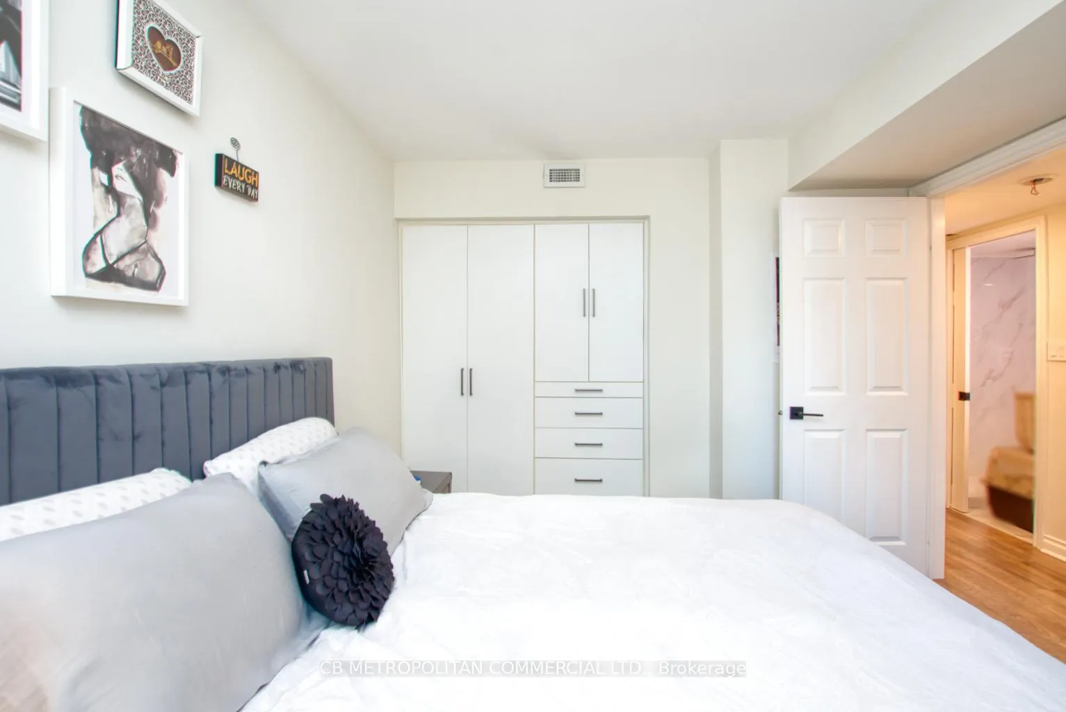 Photo 14 of Unit 5, 98 Redpath Avenue, Toronto, Mount Pleasant West — HOMEH