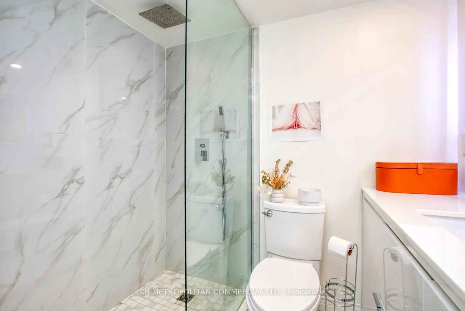 Photo 19 of Unit 5, 98 Redpath Avenue, Toronto, Mount Pleasant West — HOMEH