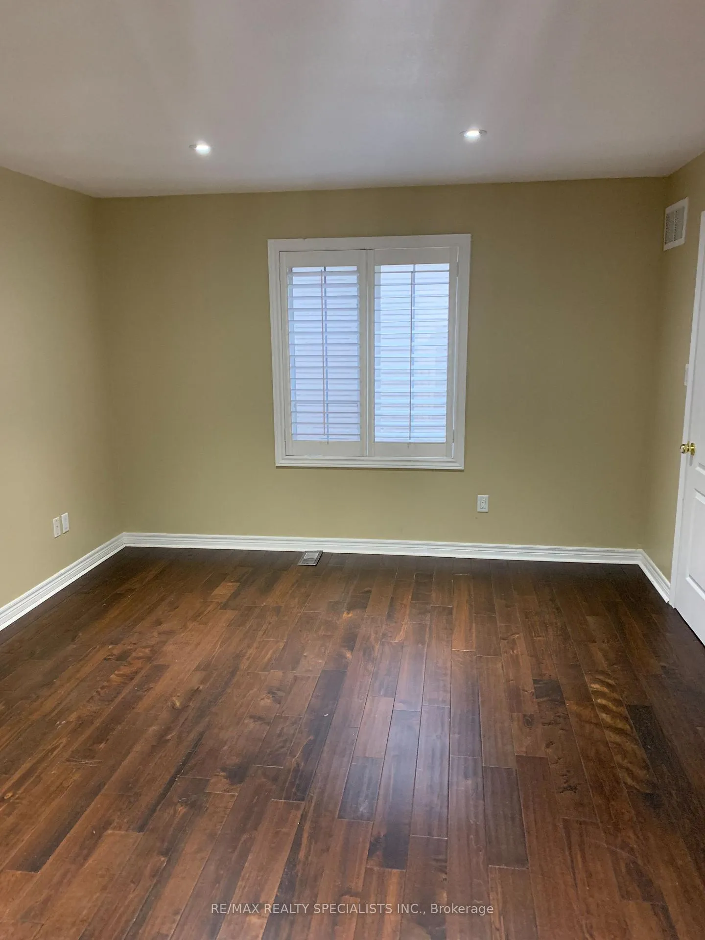 Photo 15 of 12 Fair Street, Hamilton, Ancaster — HOMEH