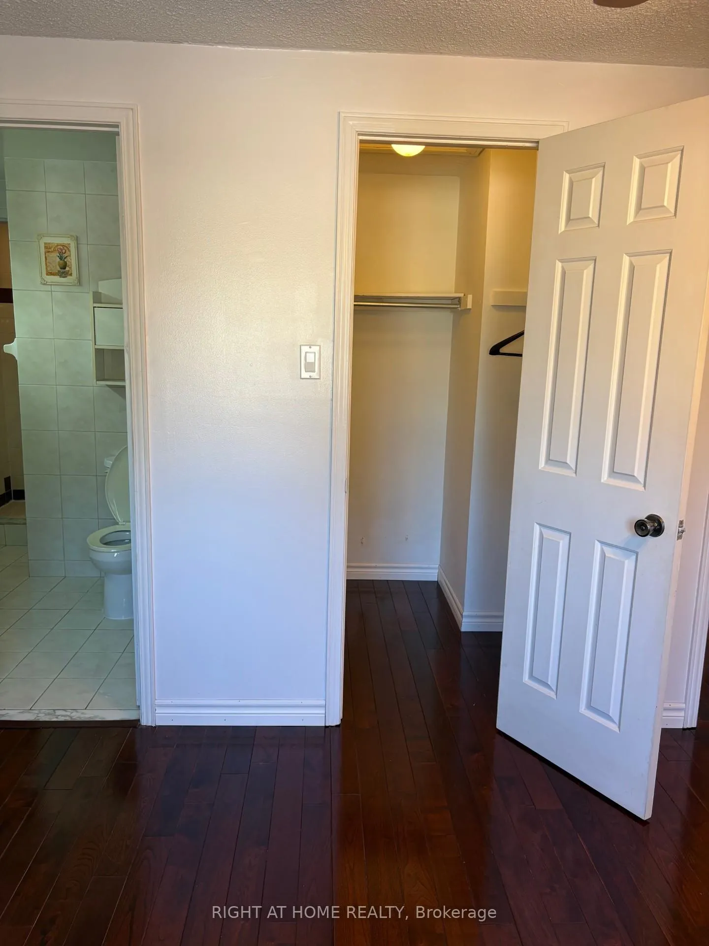 Photo 25 of 33 Innisbrook Crescent, Markham, Aileen-Willowbrook — HOMEH