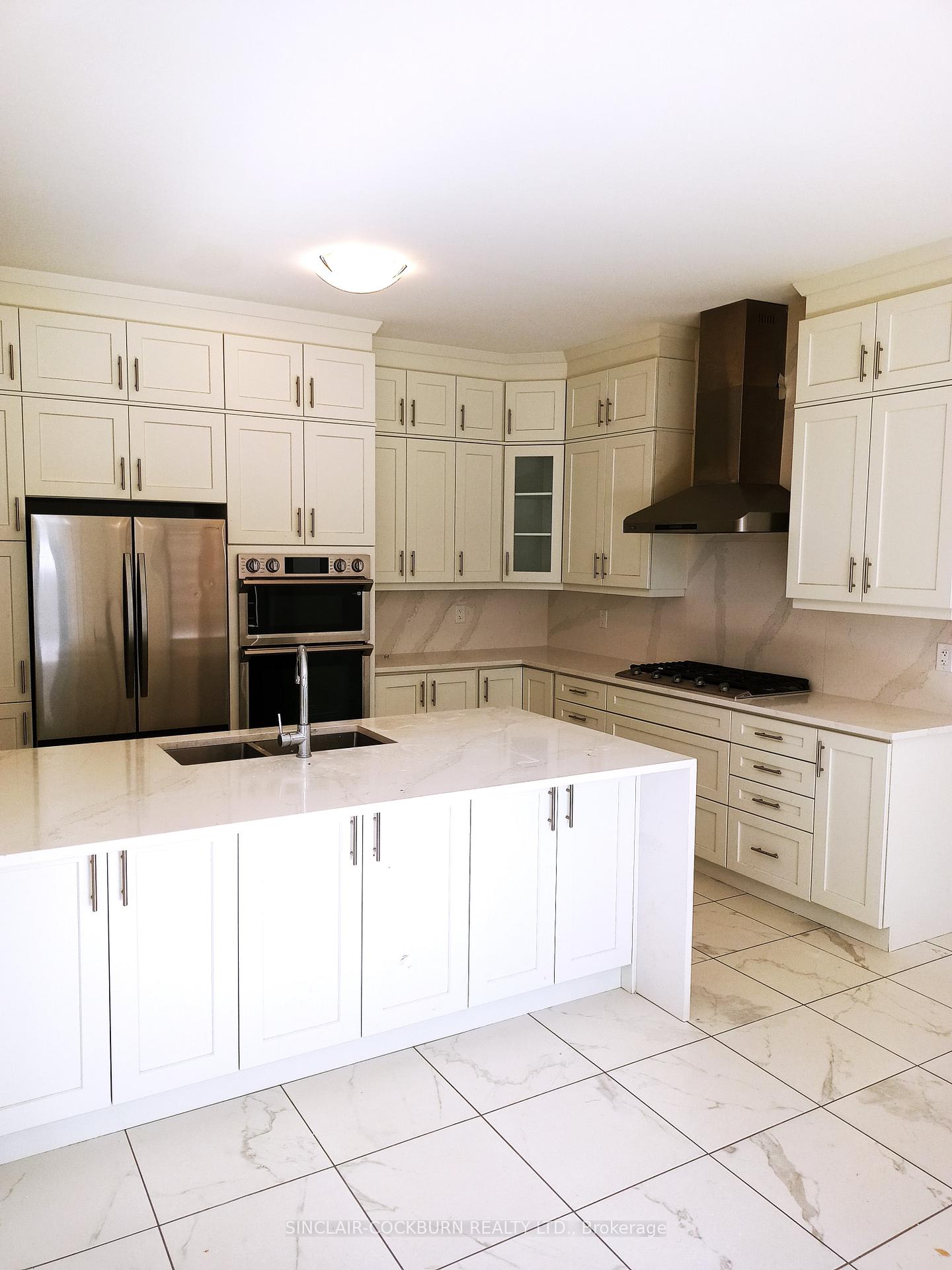 Photo 7 of 14 Michener Drive, Brampton, Sandringham-Wellington North — HOMEH