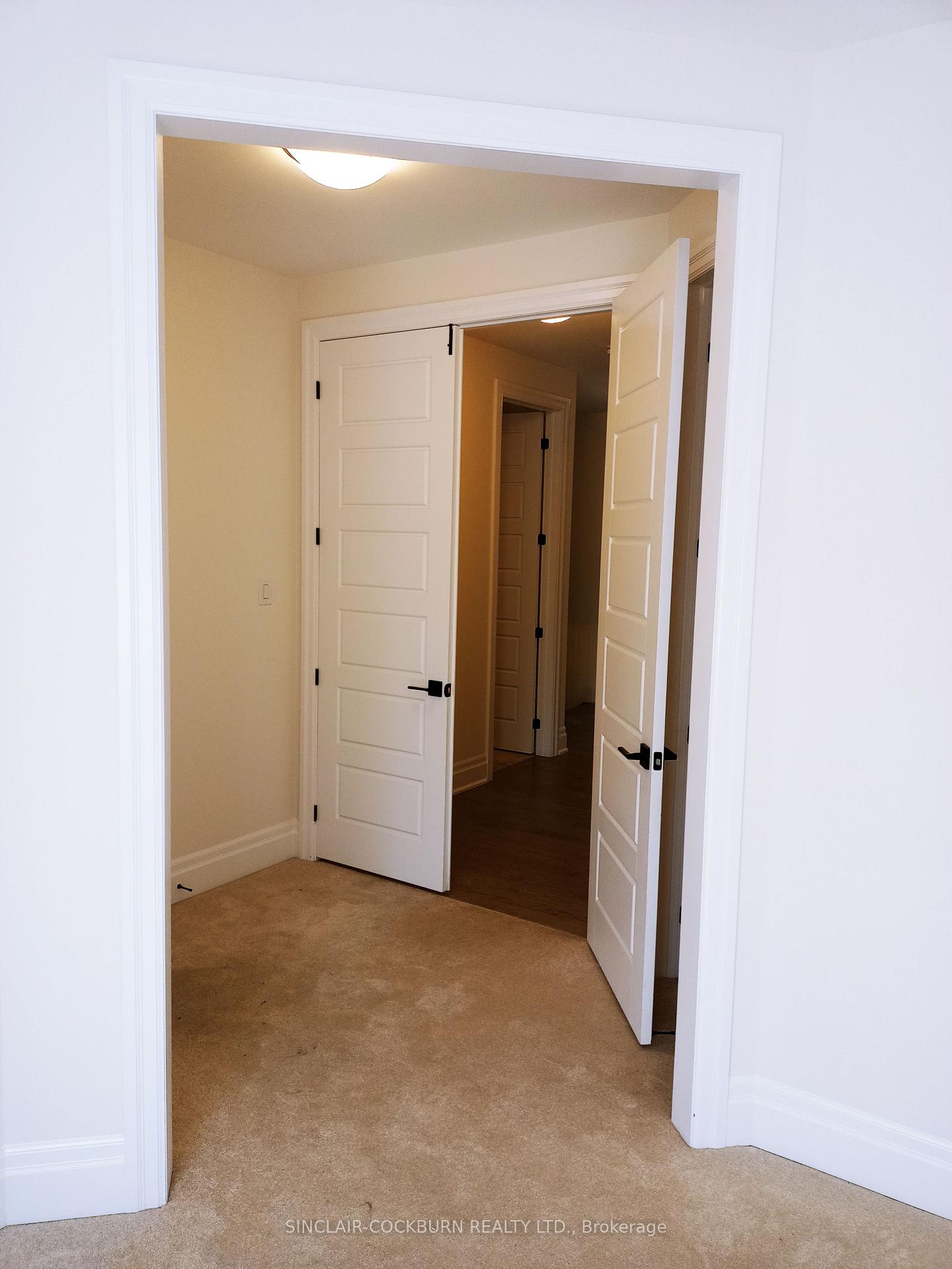 Photo 16 of 14 Michener Drive, Brampton, Sandringham-Wellington North — HOMEH