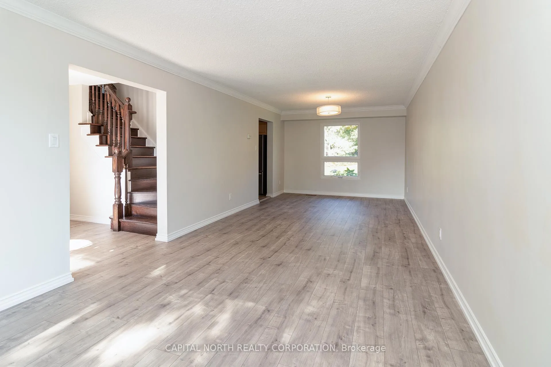 Photo 6 of 283 Crestwood Road, Caledon, Bolton North — HOMEH
