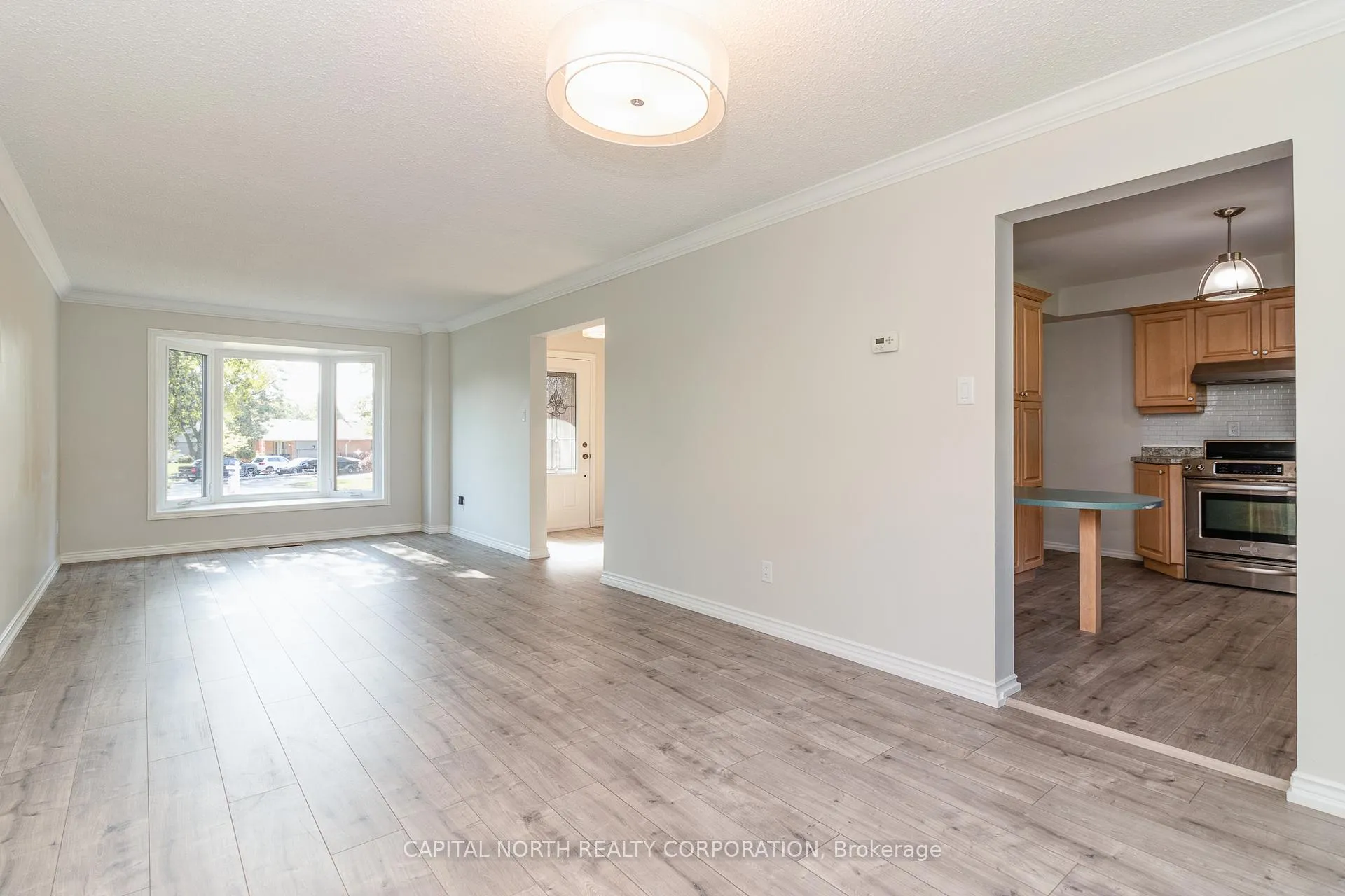 Photo 7 of 283 Crestwood Road, Caledon, Bolton North — HOMEH