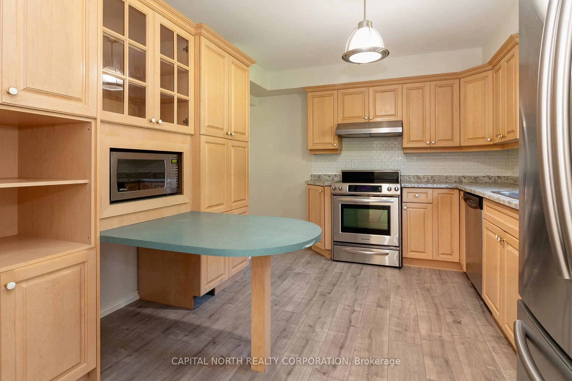 Photo 8 of 283 Crestwood Road, Caledon, Bolton North — HOMEH