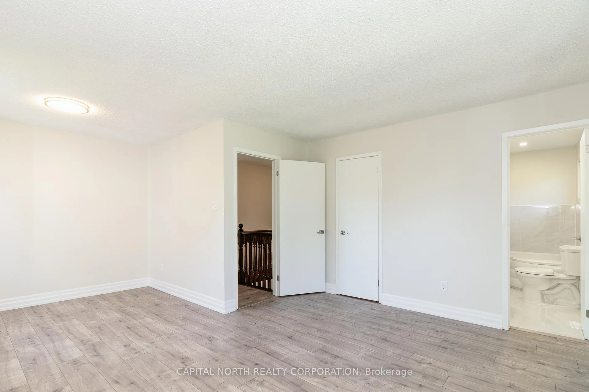 Photo 14 of 283 Crestwood Road, Caledon, Bolton North — HOMEH